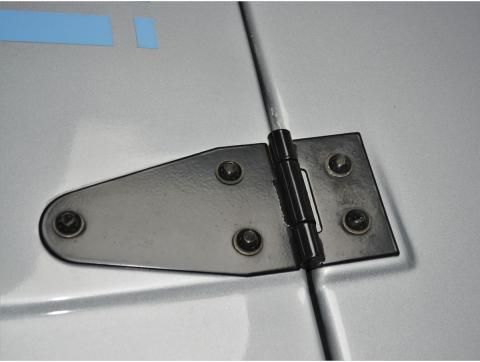 Hood Hinge Black 76-95 Jeep CJ/Wrangler YJ Rugged Ridge
